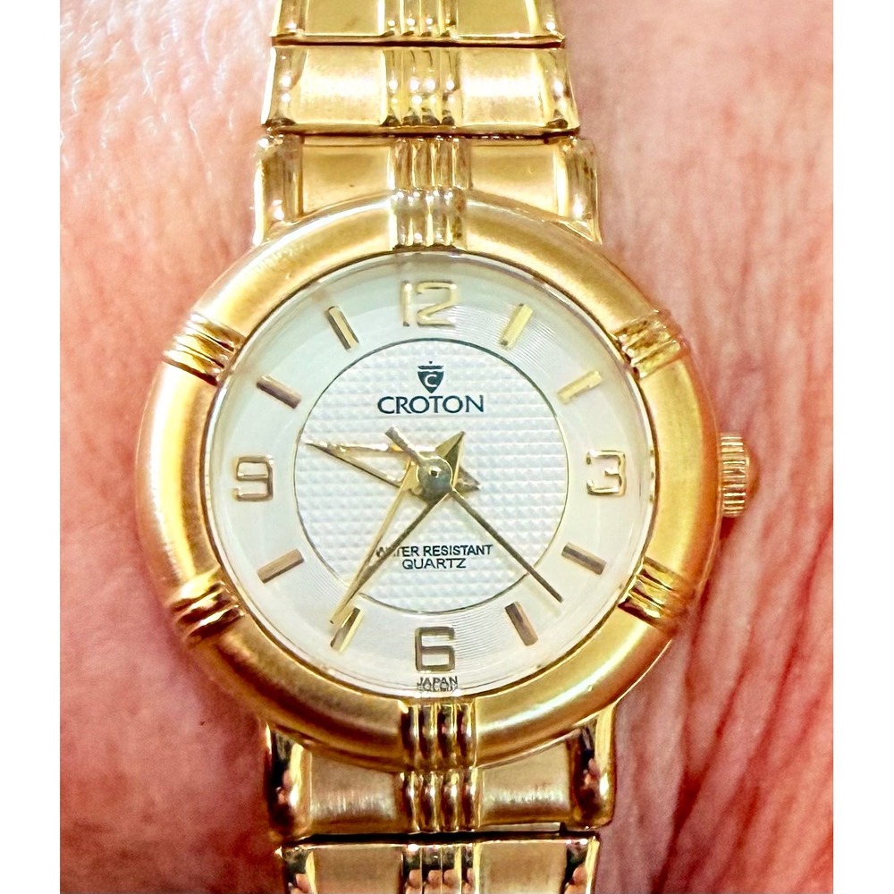 Croton Women's Gold Tone Stretch Bracelet Quartz Watch White Dial‎ Runs